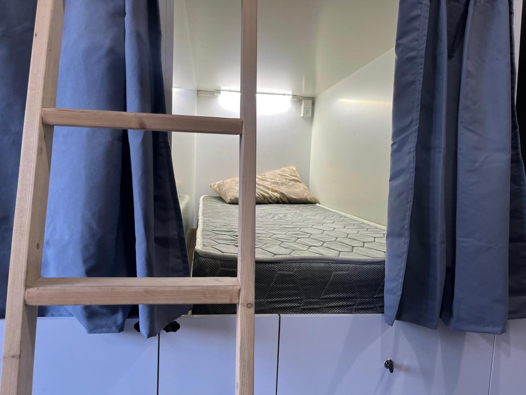 Hostel La Casa Дилиян Екстериор снимка
