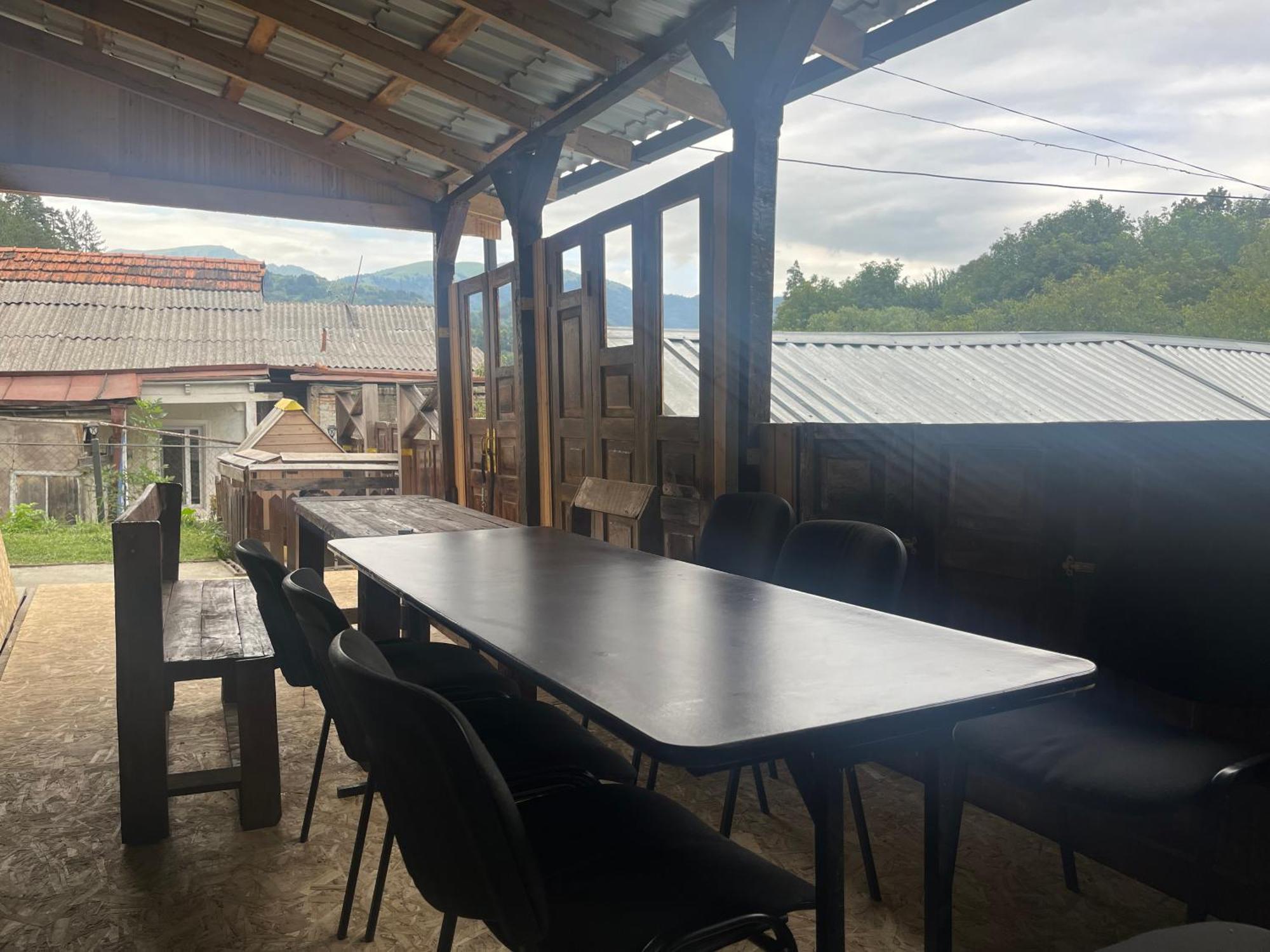Hostel La Casa Дилиян Екстериор снимка
