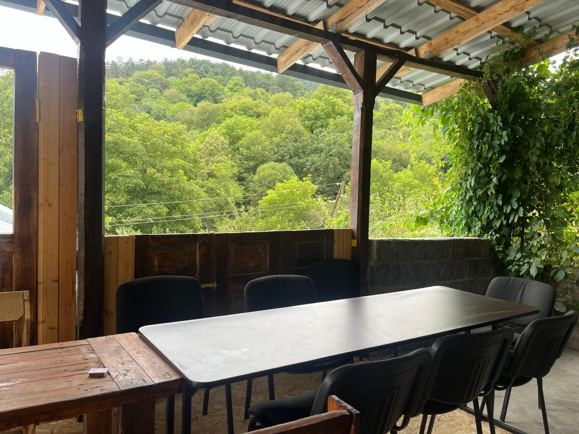 Hostel La Casa Дилиян Екстериор снимка
