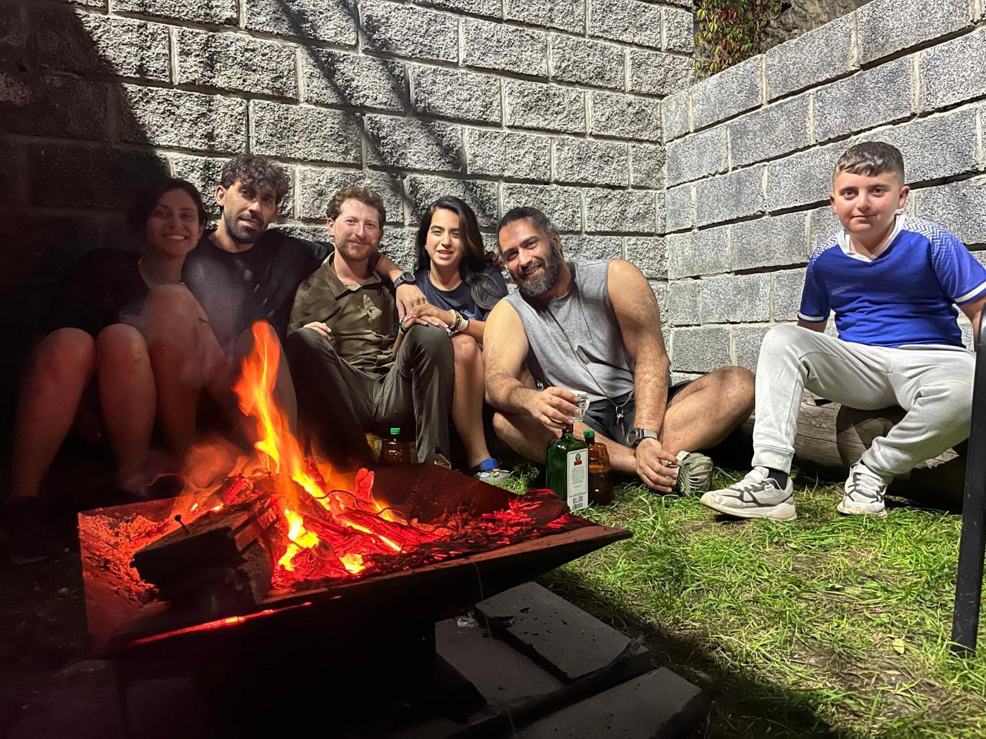 Hostel La Casa Дилиян Екстериор снимка